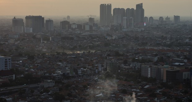 Ekonomi-Stagnan-240714-bean-2-620x330