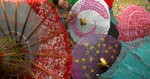 antarafoto-payung-geulis-inovasi-baru-130115-adb-1-620x330