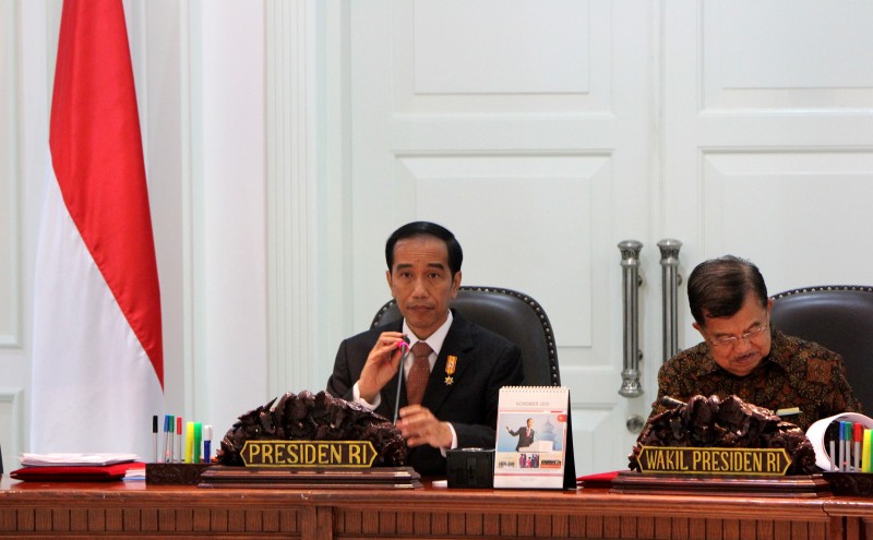 Presiden Jokowi dan Wakil Presiden Jusuf Kalla Memimpin Sidang Kabinet Paripurna di Kantor Presiden 5