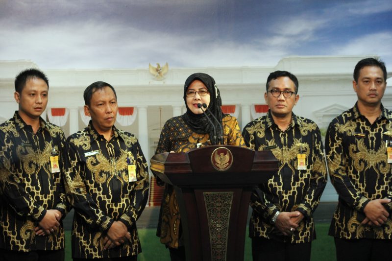 Direktur Politeknik Maritim Negeri Indonesia Sri Tutie Rahaya dan pengurus menemui Presiden Joko Widodo di Istana Merdeka membahas peningkatan SDM di bidang Maritim