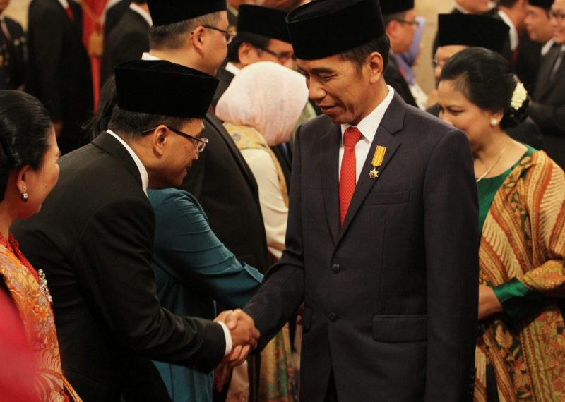 Presiden melantik 13 menteri kabinet kerja di Istana Negara, Jakarta, Rabu, 27 Juli 2016