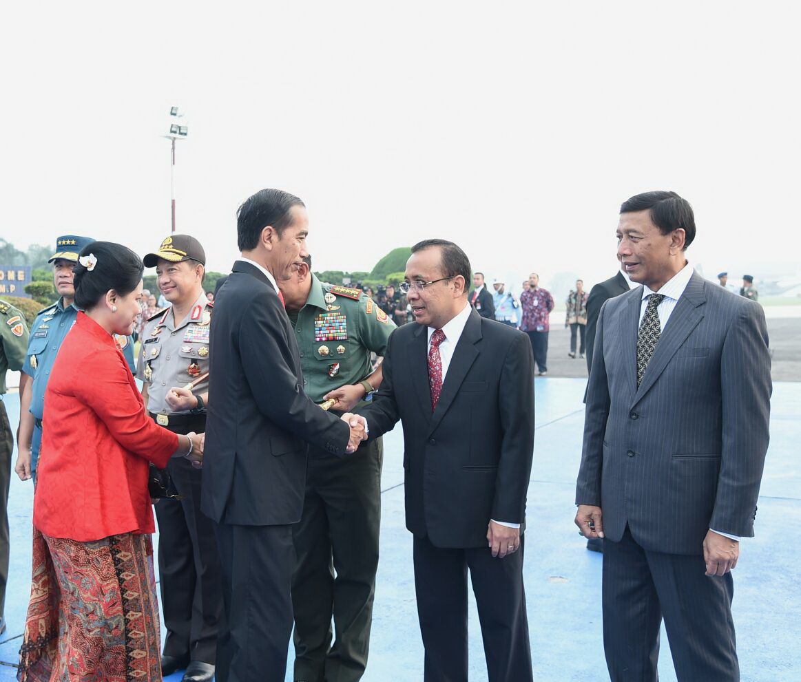 Presiden Joko Widodo bersama rombongan berangkat ke Tiongkok dan Laos untuk menghadiri KTT G 20 dan KTT ASEAN