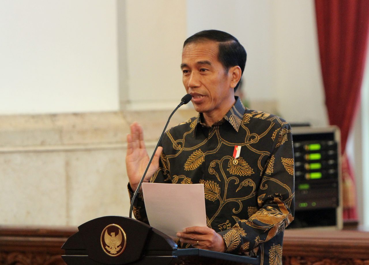 Presiden Joko Widodo dalam penyerahan DIPA 2017 kepada kementerian, lembaga dan kepala daerah di Istana Negara, Rabu 7 Desember 2016