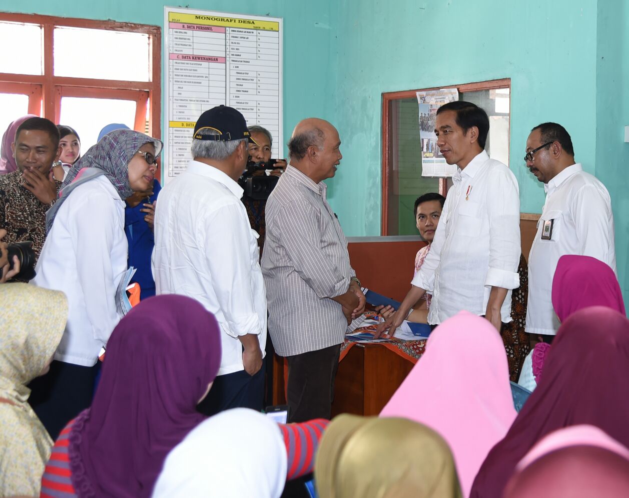 Pembebasan lahan pada proyek pembangunan jalan tol Batang - Semarang