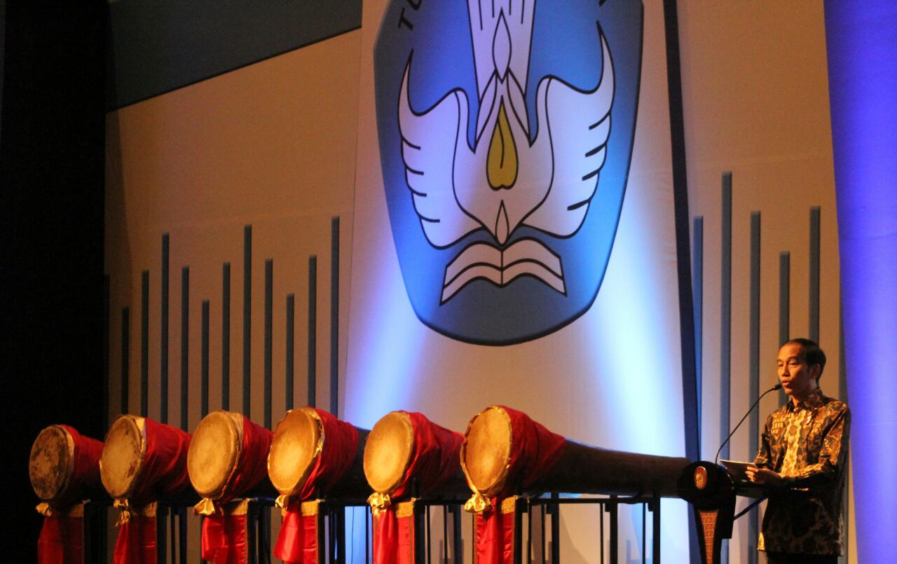 Peresmian Pembukaan Rembuk Nasional Pendidikan dan Kebudayaan (RNPK) Tahun 2017 dan Penyerahan Kartu Indonesia Pintar (KIP) untuk Siswa Yatim Piatu Wilayah Jabodetabek