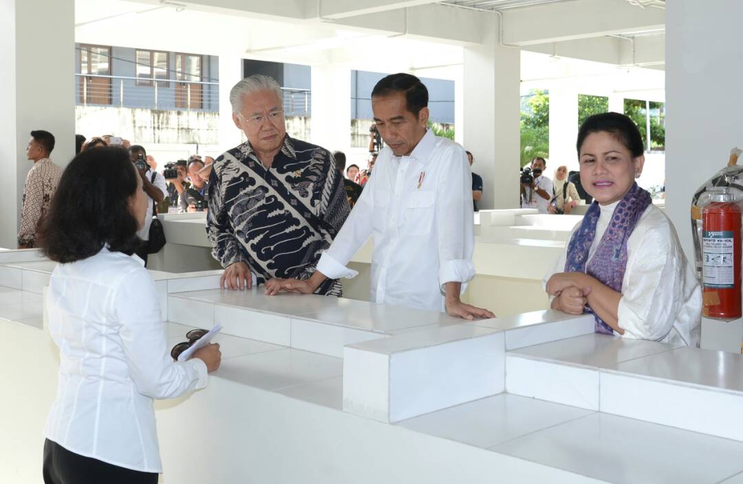 Presiden Joko Widodo meninjau langsung kesiapan Pasar Mama Mama di Jayapura, Papua