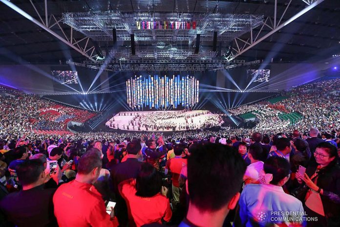 2019_SEA_Games_opening_Filipino_(Wikipedia)