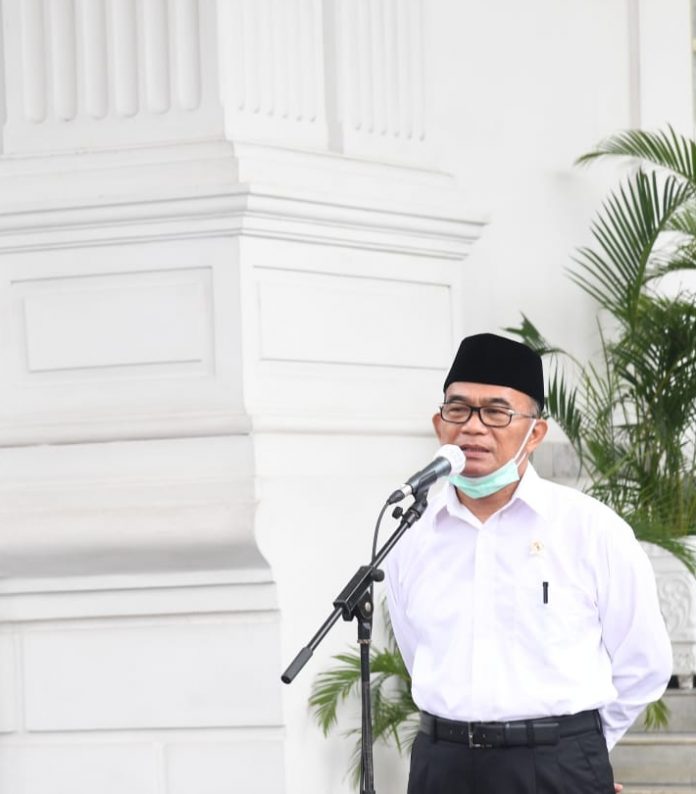 Menteri Koordinator Bidang Pembangunan Manusia dan Kebudayaan Muhadjir Effendy