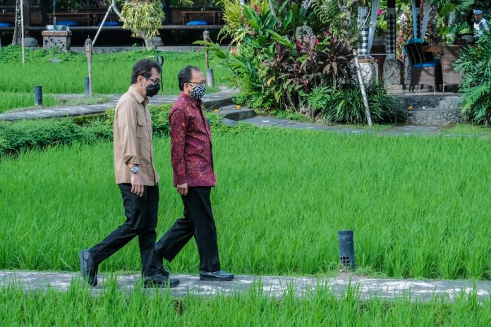 Menteri Pariwisata dan Ekonomi Kreatif Wishnutama Kusubandio melakukan kerja ke Bali untuk memastikan kesiapan Provinsi Bali menjalankan protokol kesehatan