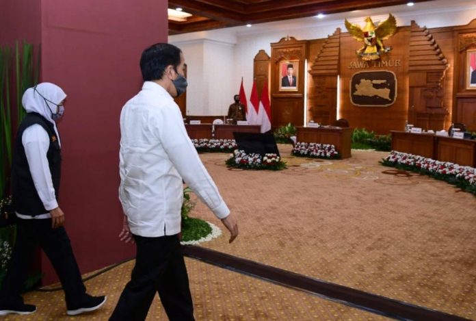 Presiden Joko Widodo melakukan kunjungan kerja ke Provinsi Jawa Timur 2