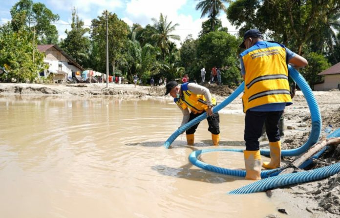 Kementerian Pekerjaan Umum dan Perumahan Rakyat membantu penanganan darurat banjir bandang di Kabupaten Luwu Utara, Provinsi Sulawesi Selatan