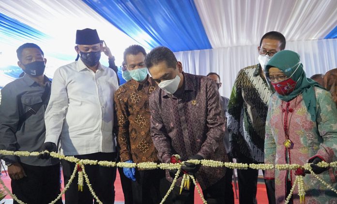 Menteri Perdagangan Agus Suparmanto meresmikan Gudang Sistem Resi Gudang komoditas ayam karkas milik PT Atma Mulya Jaya di Bekasi, Jawa Barat