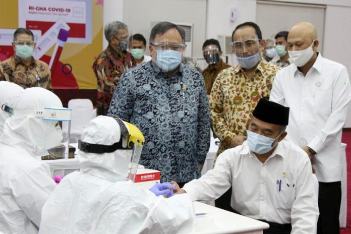 Peluncuran inovasi produk RI-GHA Covid-19 di Kantor Kemenko PMK, Jakarta, Kamis 9 Juli 2020