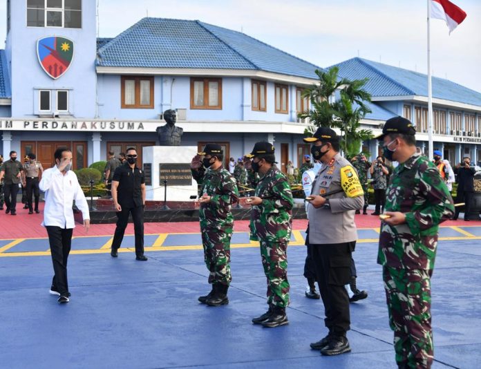 Presiden Joko Widodo melakukan kunjungan kerja ke Kalimantan Tengah