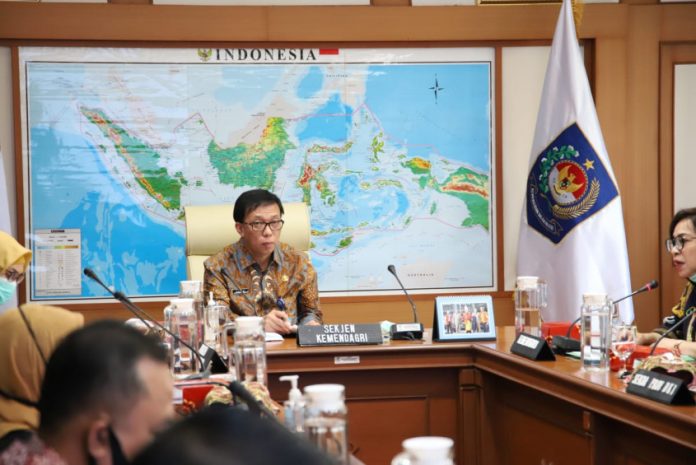 Rapat Koordinasi dan memfasilitasi upaya penyelesaian permasalahan Penerimaan Peserta Didik Baru DKI Jakarta, Senin 6 Juli 2020