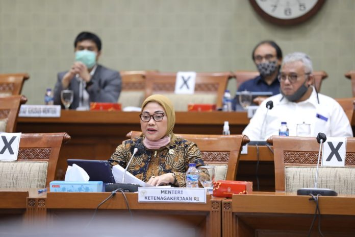 Rapat kerja Menteri Ketenagakerjaan Ida Fauziyah dengan Komisi IX DPR di Komplek Parlemen, Senayan, Jakarta, Rabu 8 Juli 2020