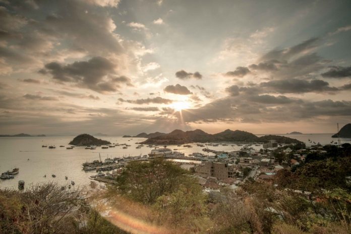 Taman Nasional Komodo terapkan sistem registrasi online bagi wisatawan saat normal baru
