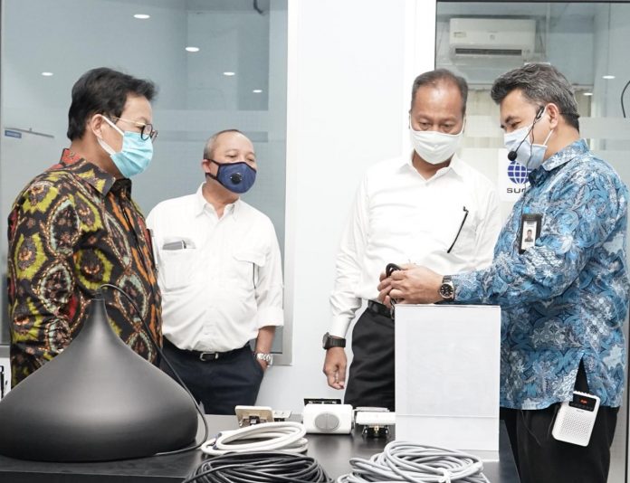 Menteri Perindustrian Republik Indonesia, Agus Gumiwang Kartasasmita beserta jajarannya menyambangi Laboratorium Sentral SUCOFINDO guna pastikan kapabilitas untuk dukung industri nasional