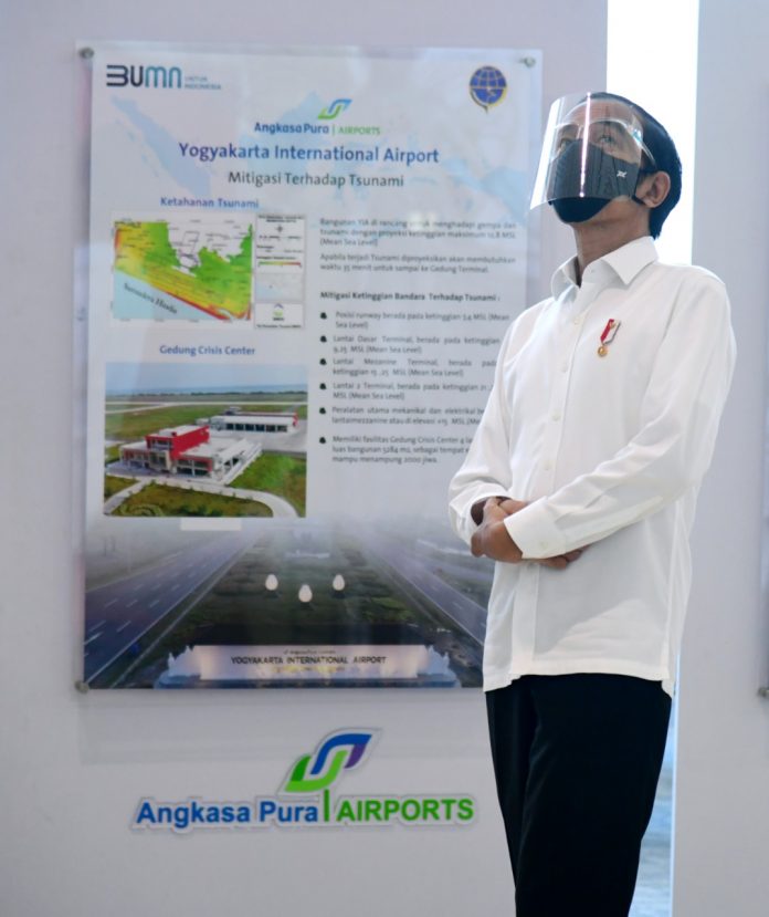 Presiden Joko Widodo meninjau Yogyakarta International Airport