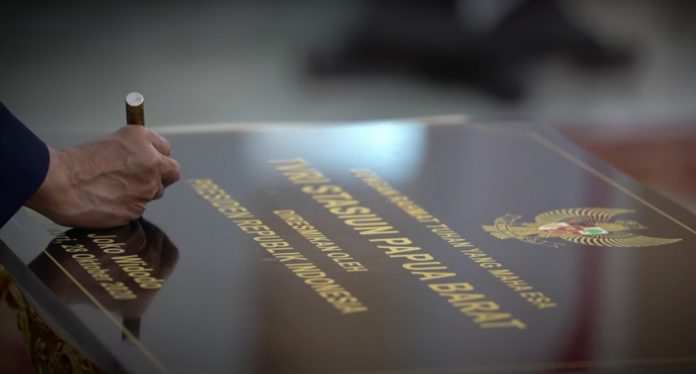 Presiden Joko Widodo meresmikan TVRI Stasiun Papua Barat