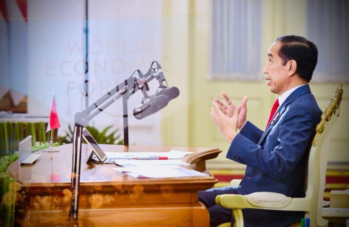 Presiden Joko Widodo hadiri World Economic Forum secara virtual dari Istana Kepresidenan Bogor