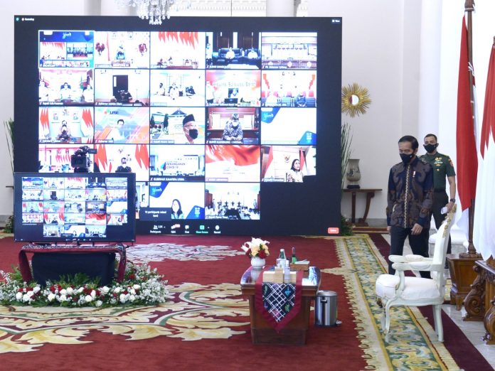 Presiden Joko Widodo membuka Rapat Koordinasi Nasional Pengadaan Barang atau Jasa Pemerintah Tahun 2020 secara virtual dari Istana Kepresidenan Bogor, Jawa Barat