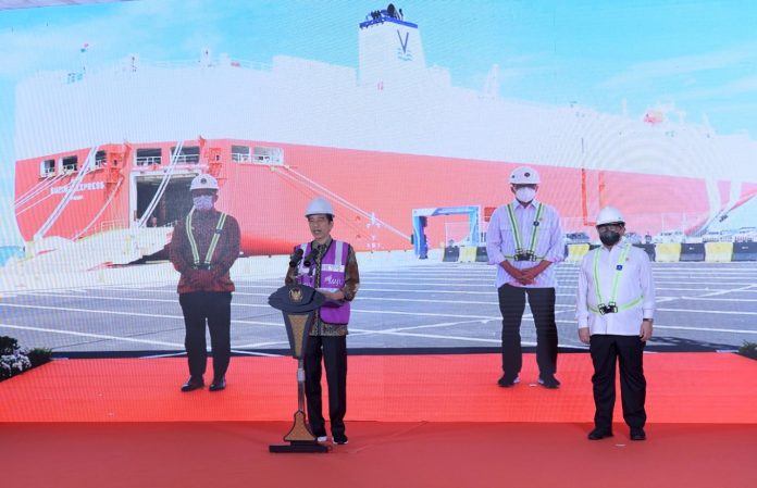 Presiden Joko Widodo meresmikan Pelabuhan Internasional Patimban secara virtual dari Istana Kepresidenan Bogor