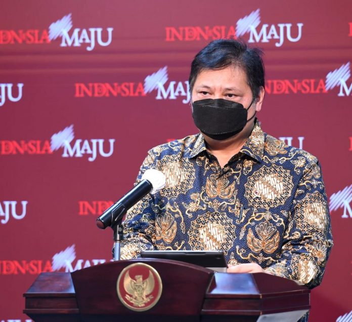 Menteri Koordinator Bidang Perekonomian yang juga selaku Ketua Komite Penanganan Covid-19 dan Pemulihan Ekonomi Nasional Airlangga Hartarto