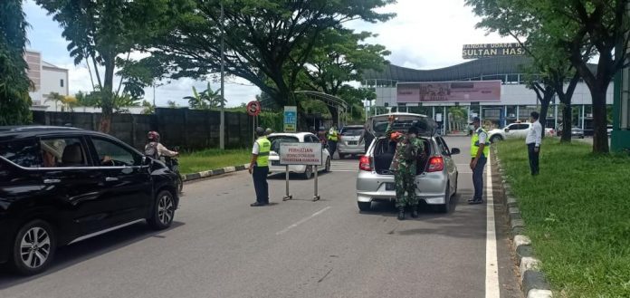 Bandara Sultan Hasanuddin Makassar, pasca pengeboman gereja di Makassar 28 Mar 2021 (Foto Kemkominfo)