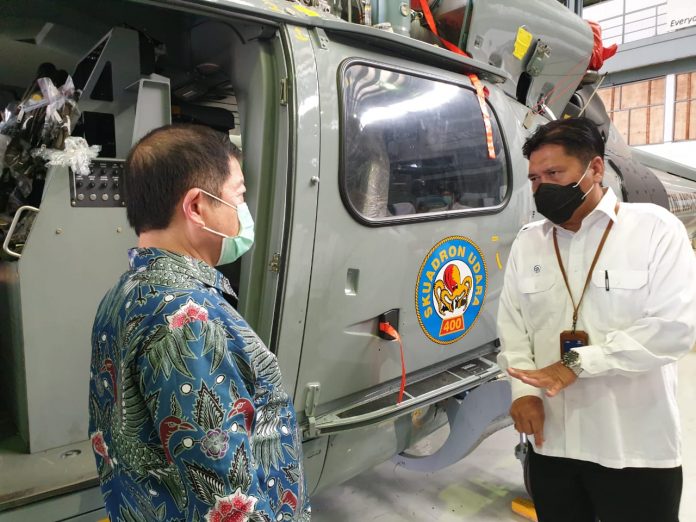 Menteri Perencanaan Pembangunan Nasional atau Kepala Bappenas Suharso Monoarfa kunjungan kerja ke PT Dirgantara Indonesia