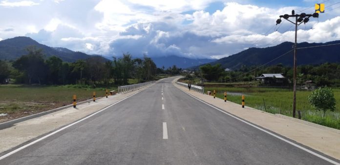 Pembangunan Jalan Kaltara (Foto Biro Komunikasi Publik Kementerian PUPR)