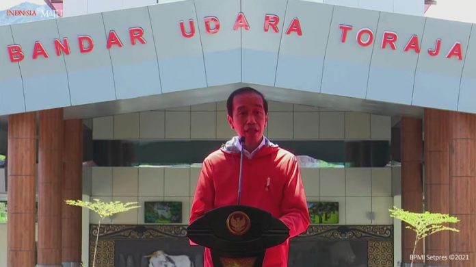 Presiden Joko Widodo meresmikan Bandara Toraja dan Bandara Pantar di Kabupaten Alor
