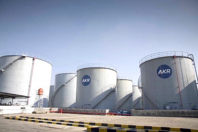 bei AKR kilang minyak Harga Minyak
