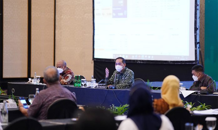 Menteri Perdagangan Muhammad Lutfi memimpin Rapat Kerja Nasional Stabilitas Harga dan Ketersediaan Barang Kebutuhan Pokok di Bandung, Jawa Barat