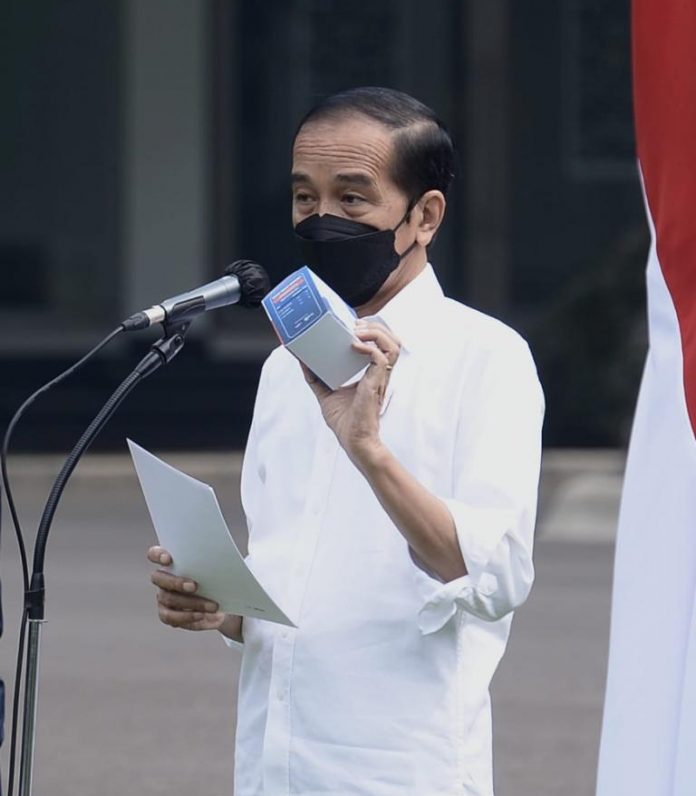 Pemerintah salurkan bantuan paket obat gratis bagi warga yang melakukan isolasi mandiri