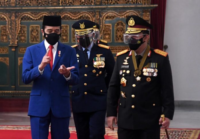 Presiden Joko Widodo memimpin Peringatan ke-75 Hari Bhayangkara Tahun 2021 di Istana Negara, pada Kamis, 1 Juli 2021