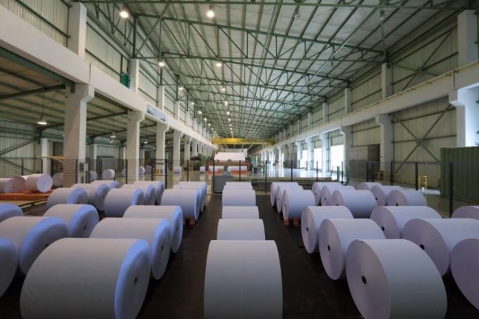 Ilustrasi produksi kertas