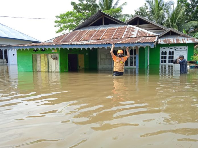 Banjir melanda Kabupaten Gorontalo, Provinsi Gorontalo, pada Jumat, 17 September 2021