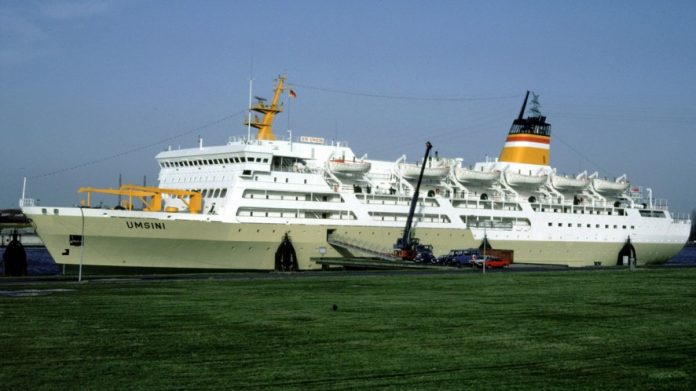 Ilustrasi fasilitas kesehatan terapung