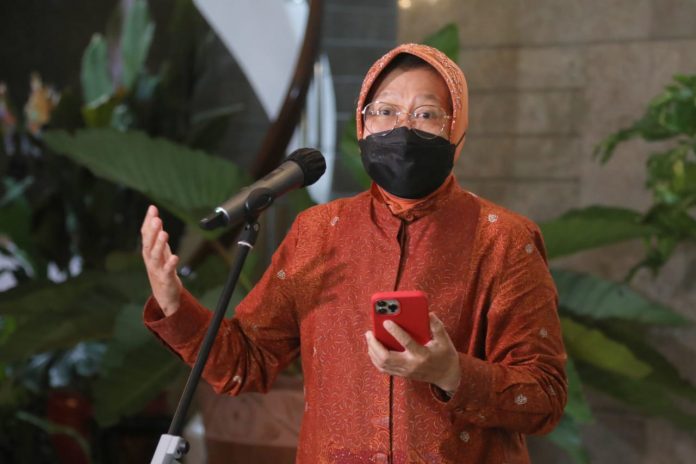 Menteri Sosial Tri Rismarini