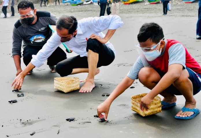 Presiden Joko Widodo melepas 1.500 Tukik di Cilacap, Jawa Tengah