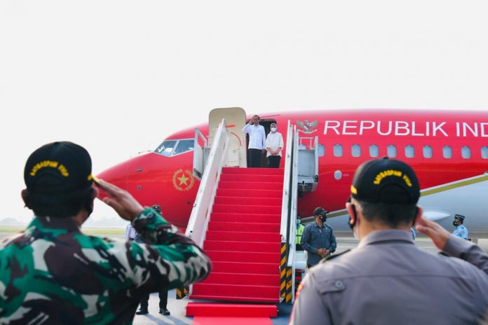 Presiden Joko Widodo didampingi Ibu Negara Iriana Jokowi melakukan kunjungan kerja ke Provinsi Nusa Tenggara Timur