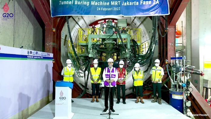 Presiden Jokowi Luncurkan Tunnel Boring Machine MRT Rute Bundaran HI - Kota