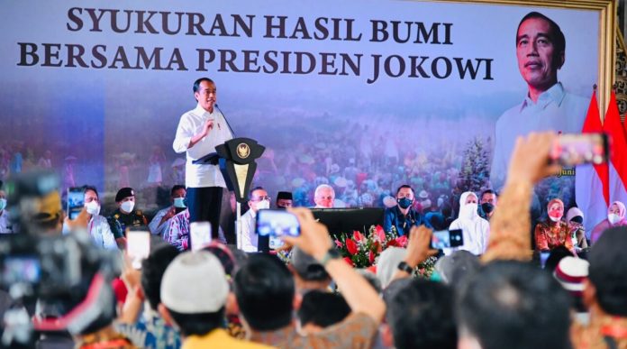 Jokowi di Batang