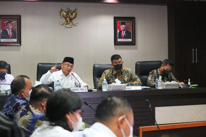 Pengentasan Kemiskinan