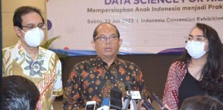 peluncuran pelatihan data scientist
