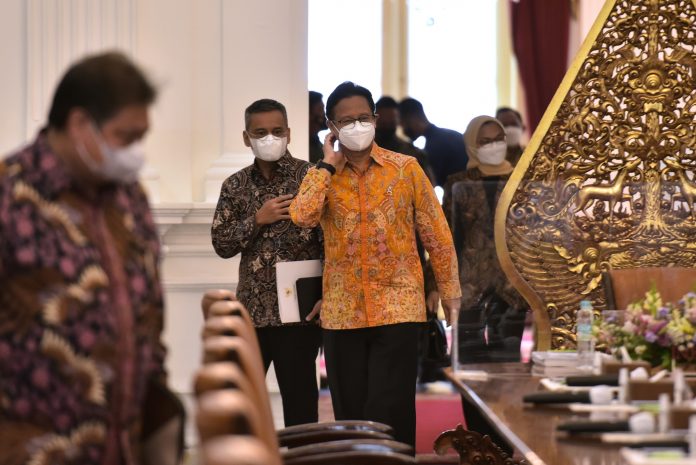 Menkes Budi Gunadi Sadikin pada Ratas Evaluasi PPKM, di Istana Merdeka, Jakarta, Selasa (23 Agustus 2022). (Foto Humas Setkab) Menkes