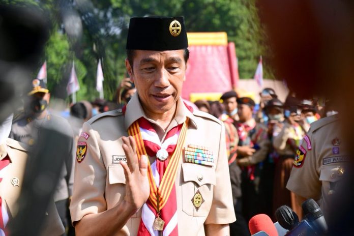 Presiden Jokowi tinjau Jambore Nasional XI Tahun 2022, di Bumi Perkemahan Pramuka Cibubur, Jakarta Timur,19 Agustus 2022 (Foto Tweeter Setkab) Pramuka