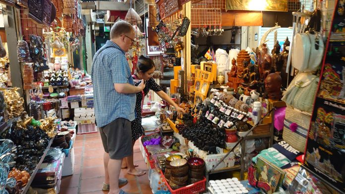 Suasana Russian Market atau ... di Phonm Phenh, Kamboja, Juli 2022 (Foto Ferdinan Rafeles Vibizmedia) Kamboja