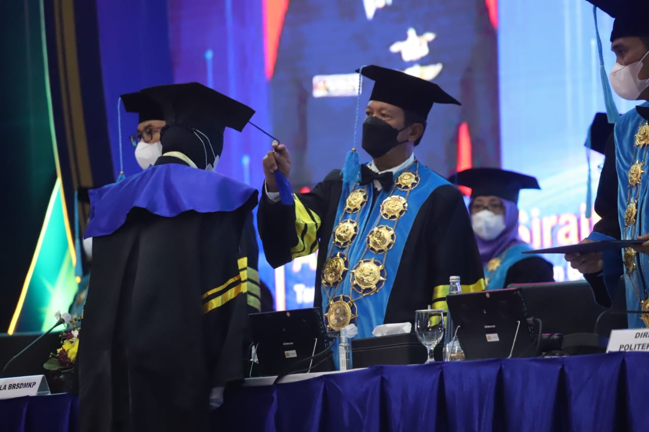 wisuda